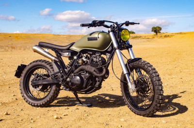 Yamaha XT600 Jadi Scrambler Bergaya Army thumbnail